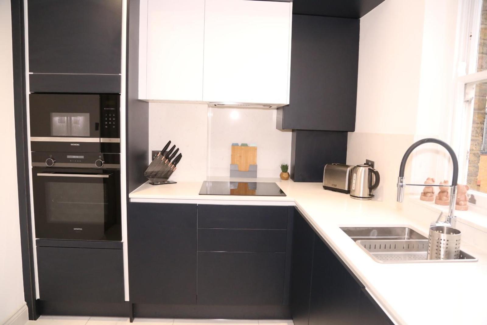 Star London Edgware Road 2-Bed Haven Apartment ภายนอก รูปภาพ