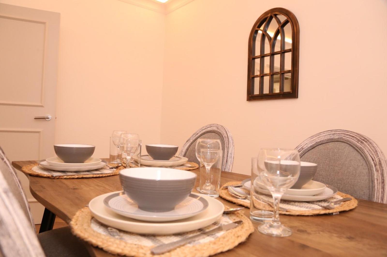 Star London Edgware Road 2-Bed Haven Apartment ภายนอก รูปภาพ